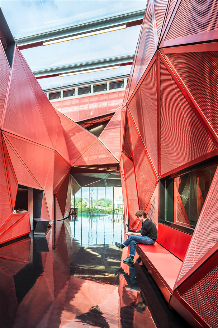 1631847743143070.jpg 04.jpg